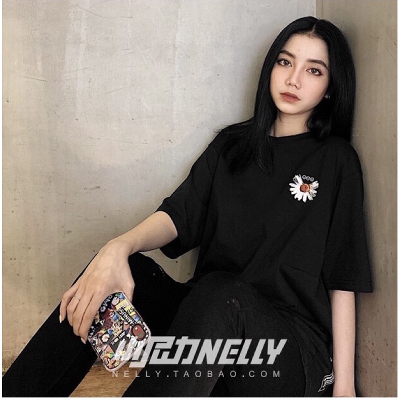 (CÓ SẴN )HÀNG CHÍNH HÃNG Áo thun NELLYHEYBIG chính hãng có sẵn,hoạ tiết giọt nước ngập tràn hoa cúc mã THDX5