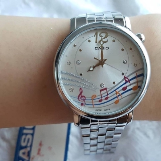 Đồng hồ nữ dây kim loại casio LTP-E123D