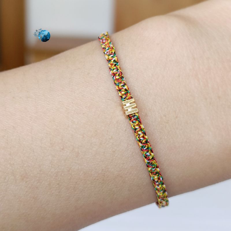 Vòng tay tết dây ngũ sắc