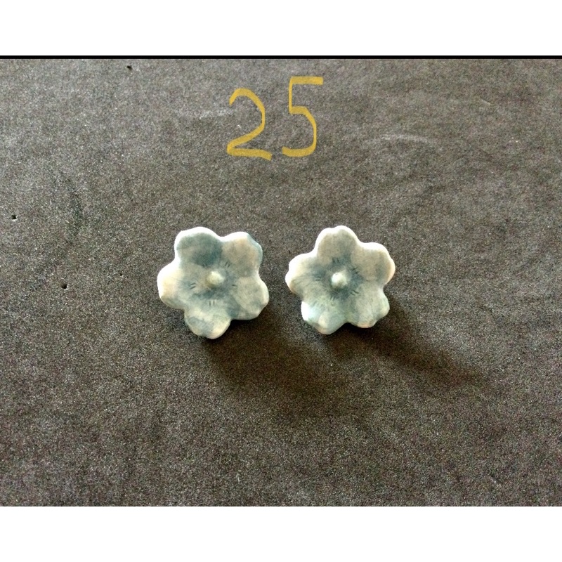 Khuyên tai sứ, thủy tinh, đất sét