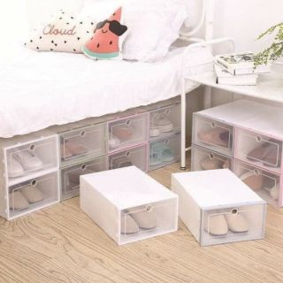 Hộp đựng giày dép