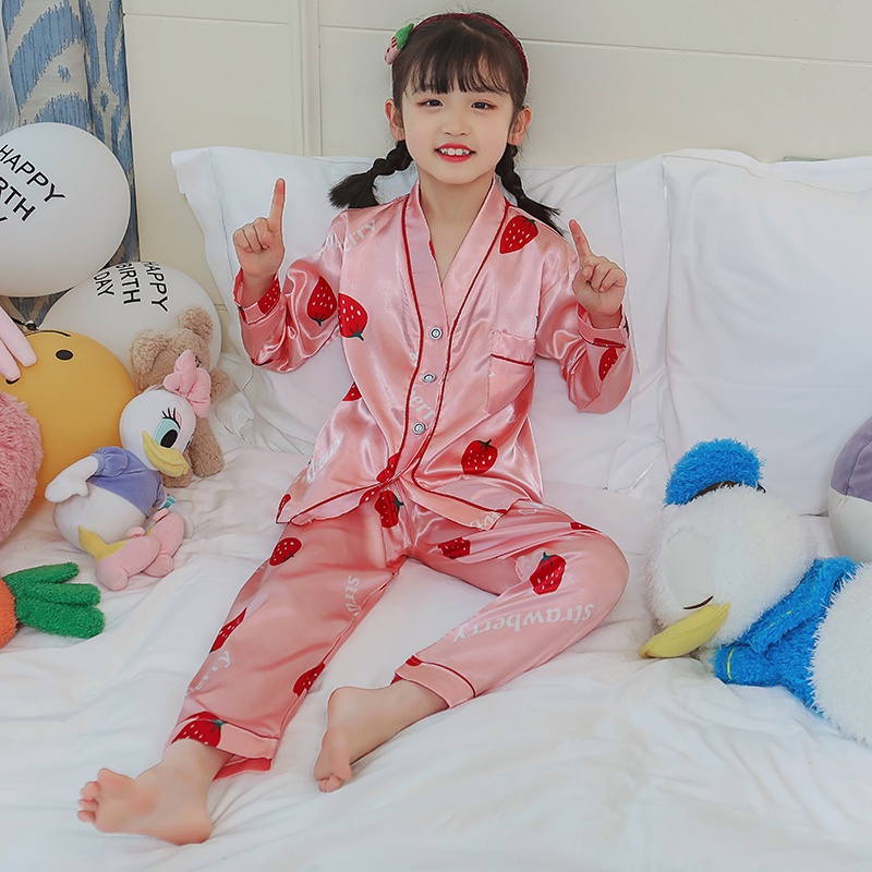 Bộ Đồ Ngủ Tay Dài Chất Lụa Thời Trang Xinh Xắn Cho Bé Gái
