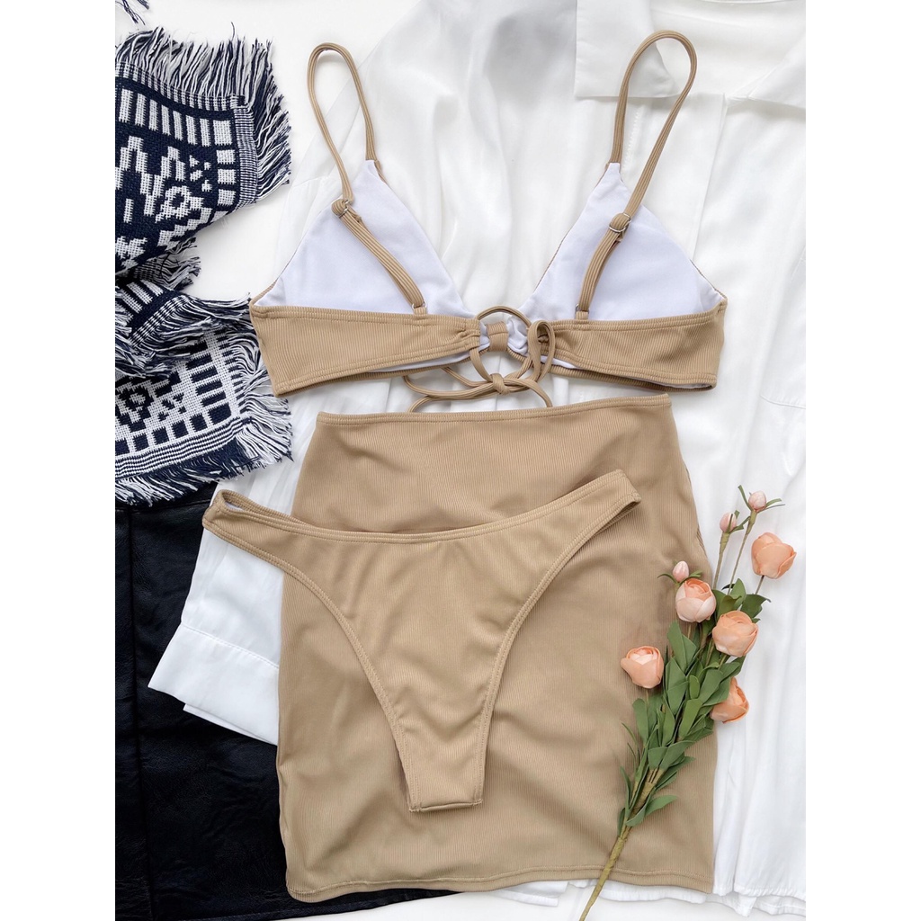 Set bikini 3 mảnh kèm chân váy