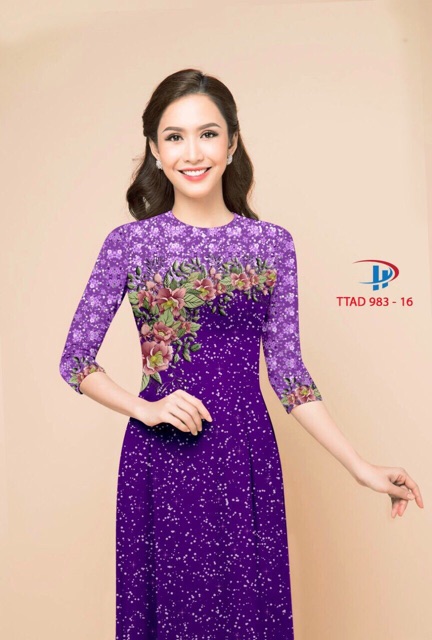 Vải Áo Dài Giả Hoa Thêu Ngực
