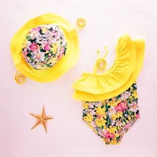 Bộ bơi bé gái liền thân hoa vàng Swim