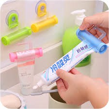 Dụng cụ lấy kem đánh răng hút chân không, ống kẹp kem đánh răng treo tường