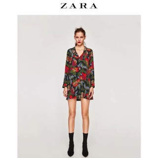 Váy hoa zara
