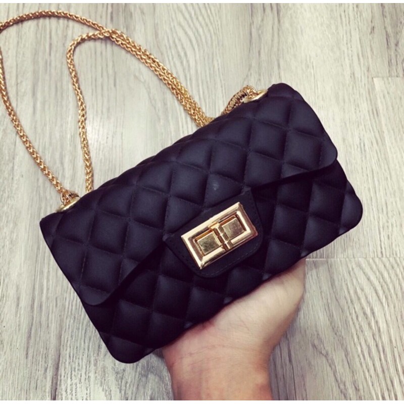 Túi đeo chéo silicon nhựa hàng QC cầm nặng tay