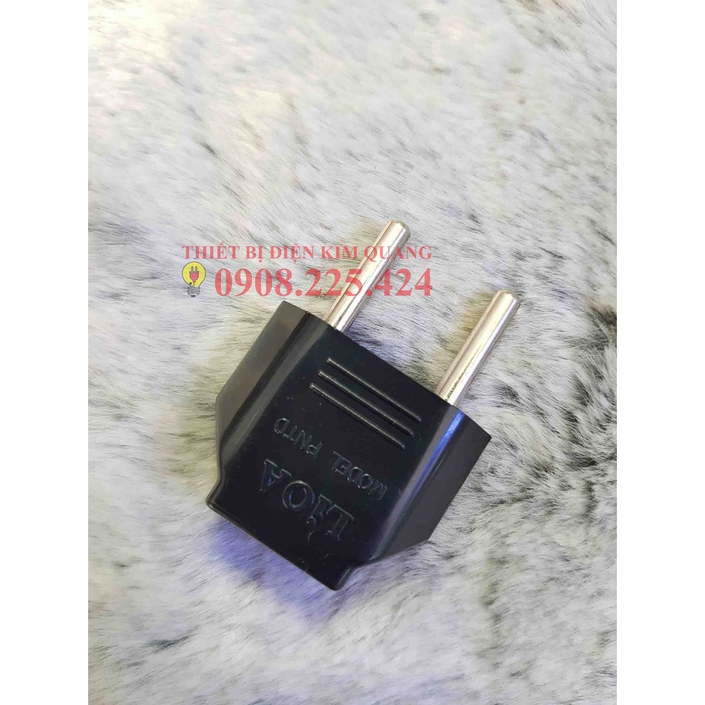 Đầu chuyển phích cắm 2 chân dẹt sang 2 chân tròn/ Đầu chuyển phích 2 chấu dẹp sang 2 chấu tròn LIOA 6A-250V