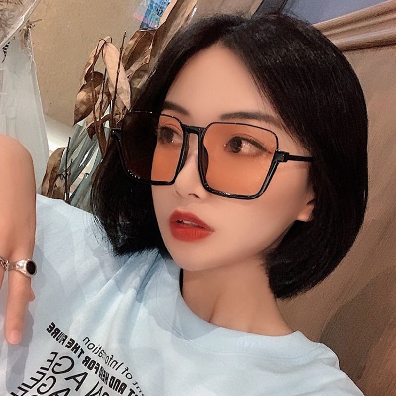 kính mát thời trang