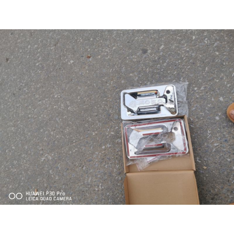 Bộ ốp tay mở cửa xe HOWO TMT, DONGFENG TRƯỜNG GIANG.