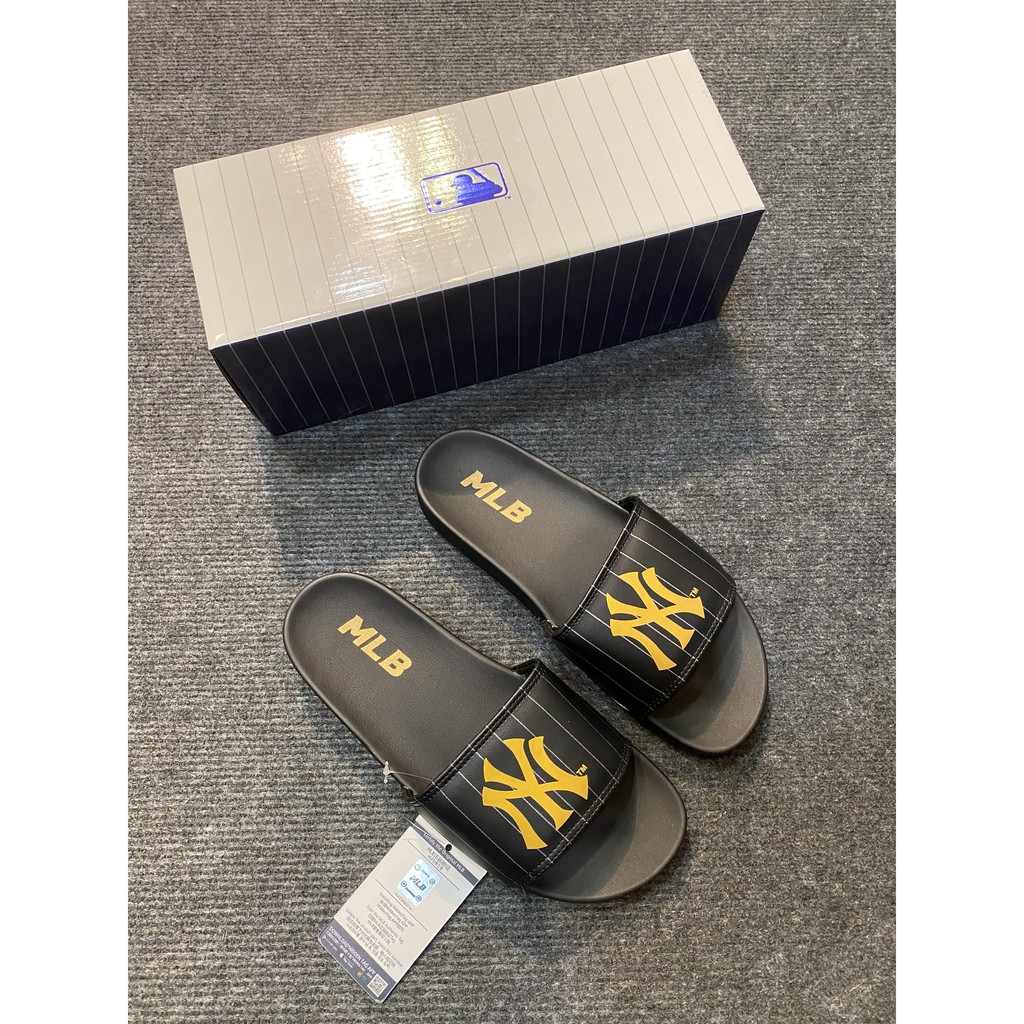 Dép m l  b đen kẻ vàng