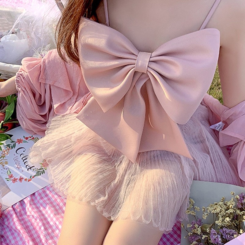 ÁO HAI DÂY NƠ NGỰC
