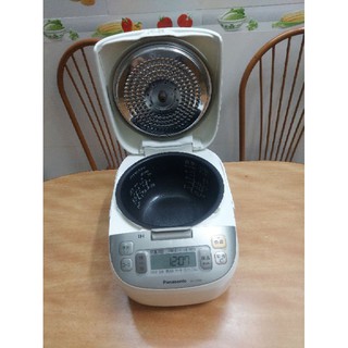 Nồi cơm điện cao tần Panasonic 1L nhật