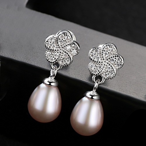 Bông Tai Bạc Nữ S925 Thiết Kế Bông Hoa Dáng Thả Đính Hạt Ngọc Trai Thiên Nhiên B2347 - Bảo Ngọc Jewelry
