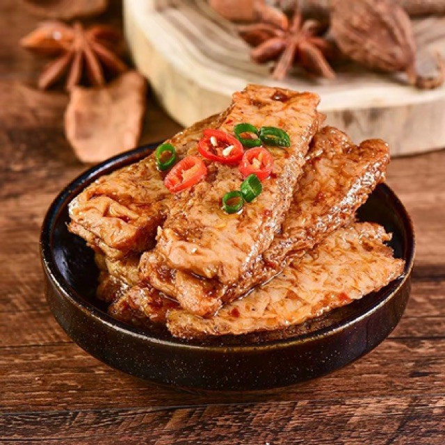 Thịt cay ❤️FREESHIP❤️ Thịt cay chay ăn vặt Trung Quốc - Thịt cay siêu phẩm hiệu bà già loại 26 gam đặc biệt