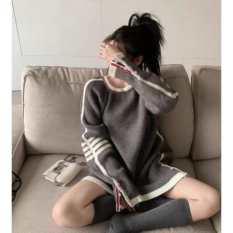 Áo len sweater kẻ sọc Thom Browne (xám/navy)