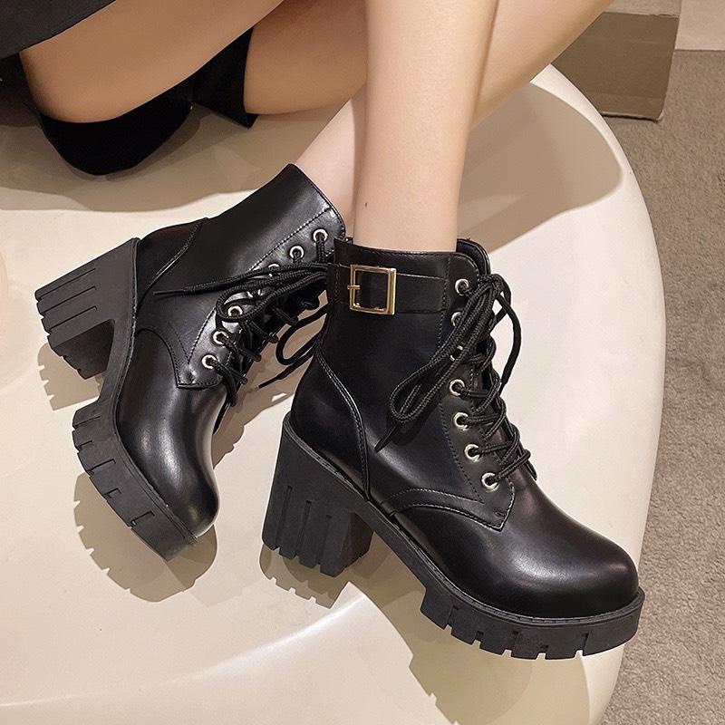 Boots Nữ Chiến Binh Khuy Cài Đế Răng Cưa 8p Cá Tính – SuBim.Store (Mã S67)