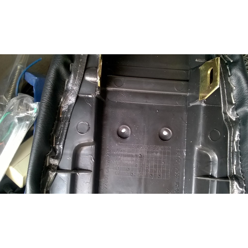 Yên honda 67- có sọc