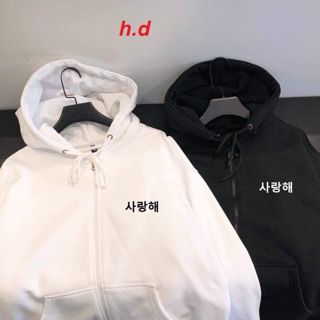 Áo khoá nỉ chữ hàn một dòng HD11