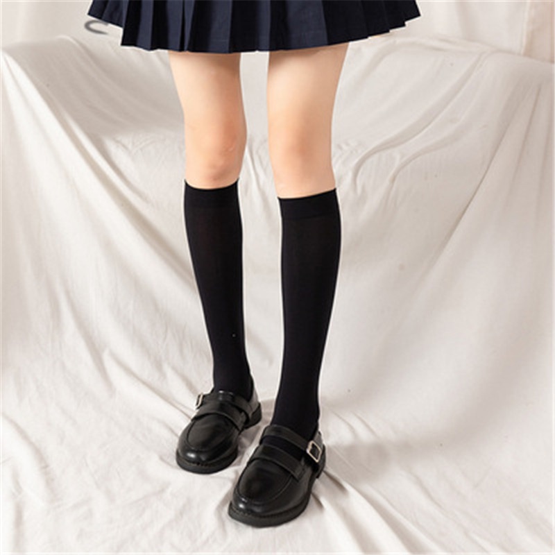 Đôi tất chân cao qua gối màu sắc thời trang cho nữ