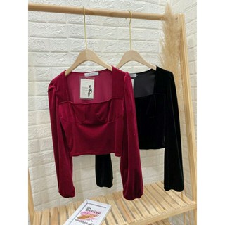 Áo nhung cổ vuông tay bồng