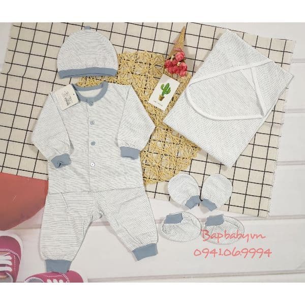Combo mini quần áo sơ sinh Miomio (Quần áo,mũ, bao tay chân, chăn ủ)