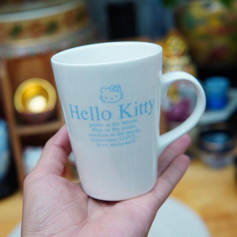 Ly Sứ Có Quai - Quà Tặng Ngẫu Nhiên