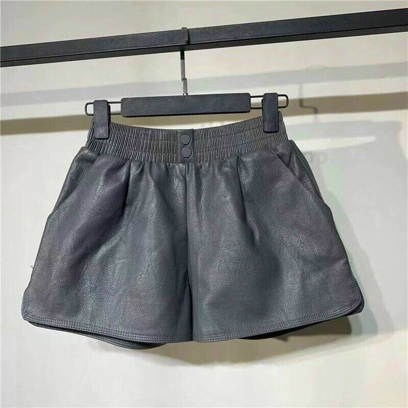 Quần short da 2 cúc MS 677