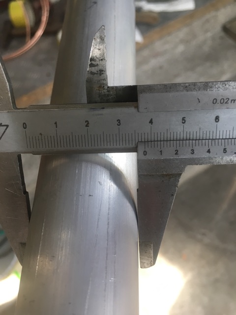 Ống nhôm A6061 phi 38mm x 3mm x3m