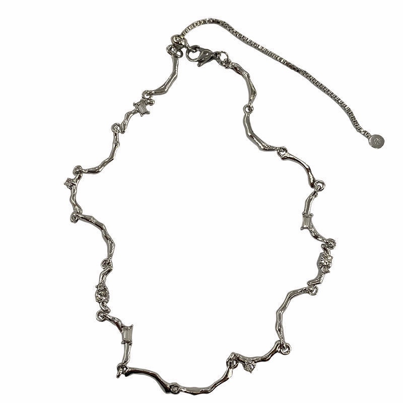 Vòng cổ họa tiết gợn sóng thời trang đơn giản 19A1179