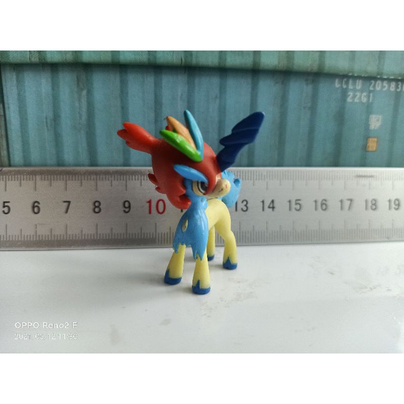 Mô hình Pokemon Keldeo và Latios / bán lẻ (ib để chọn)