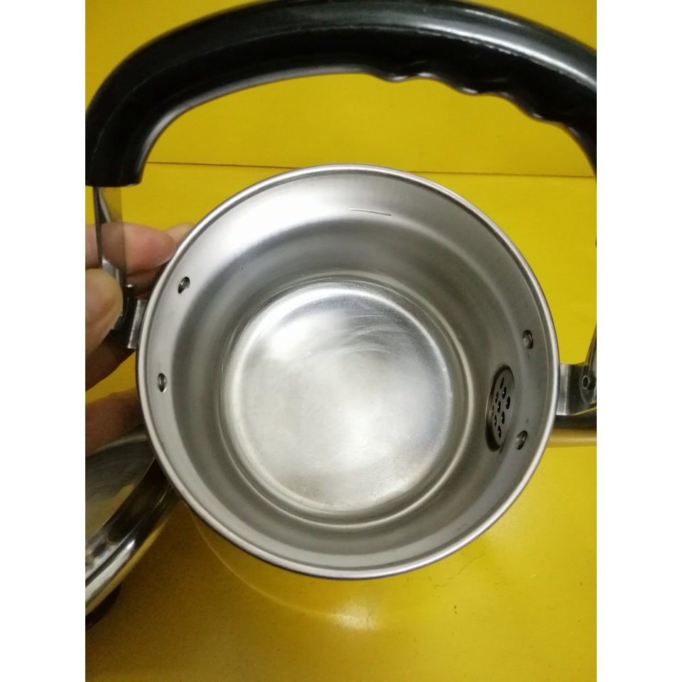 Ấm inox nội địa Nhật (2.5L) (mã 877), Dùng được bếp từ