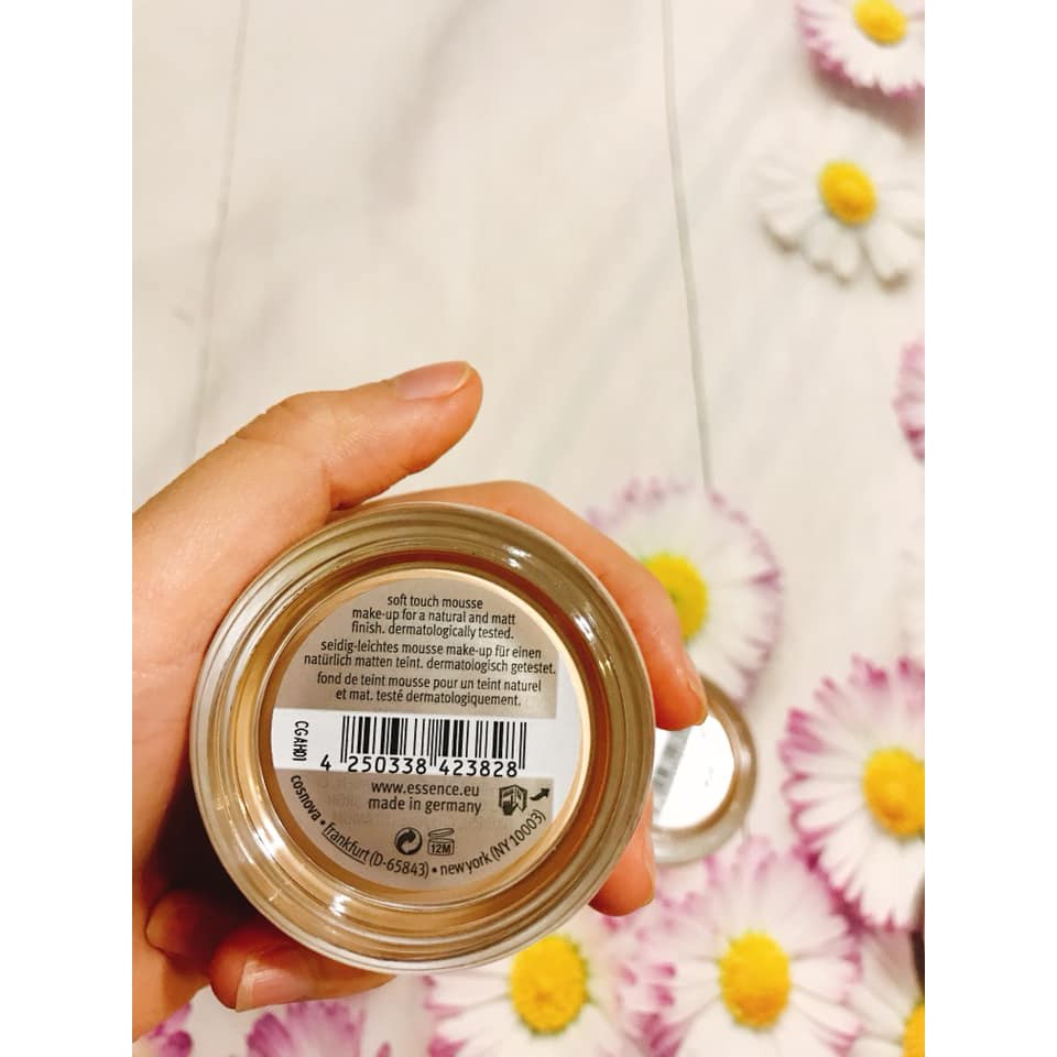 Phấn Tươi Đức Essence Soft Touch Mousse - Mẫu mới