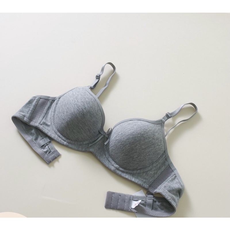 ❤Áo Lót Nữ❤ A613 Áo Ngực Trơn Mút Mỏng Có gọng Nâng Ngực