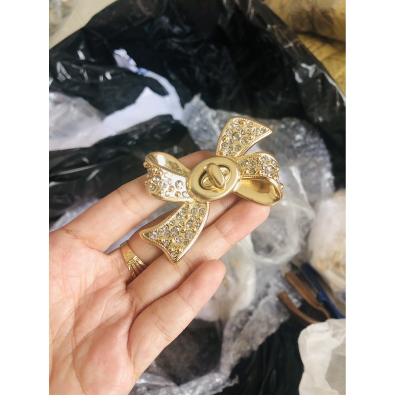 khoá xoay nơ | BigBuy360 - bigbuy360.vn