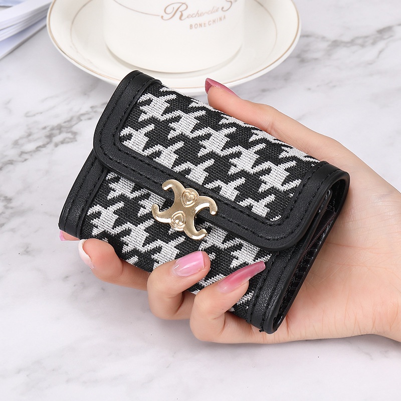 Ví da cầm tay mini có nhiều ngăn đựng thẻ tiện lợi cho nữ