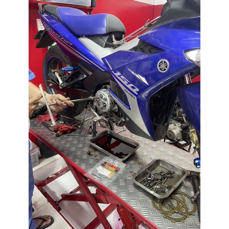 Bộ nồi R15v3  2 tem chính hãng yamahavà chuồn heo Exciter 135/150 chống dọng làm từ phôi ex150