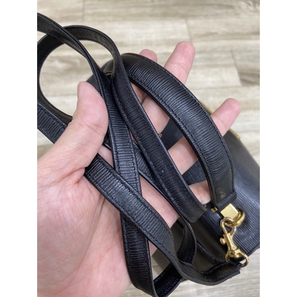 Túi si chất da tăm