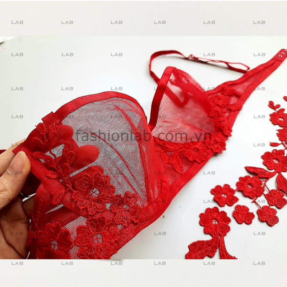 Set áo may áo bra (Shape of red)- 1 set #0101