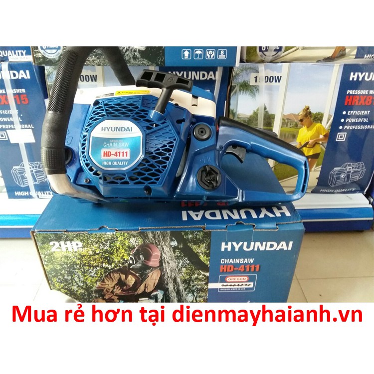 Máy cưa xích chạy xăng Hyundai HD4111 2HP chính hãng, giật cực nhẹ - phù hợp cưa cây to vừa, cưa cành