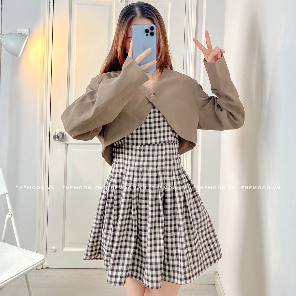 Set đồ nữ đi chơi đầm hai dây kèm áo khoác croptop