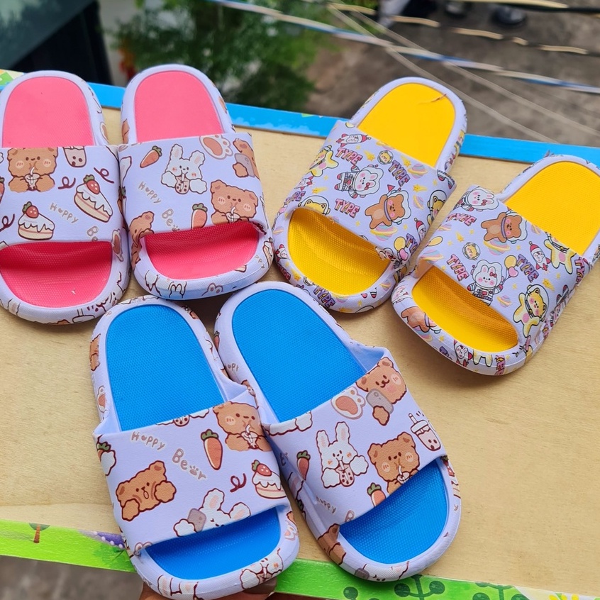 Dép bánh mì nguyên khối in hình thỏ bánh kem chất cao su siêu mềm