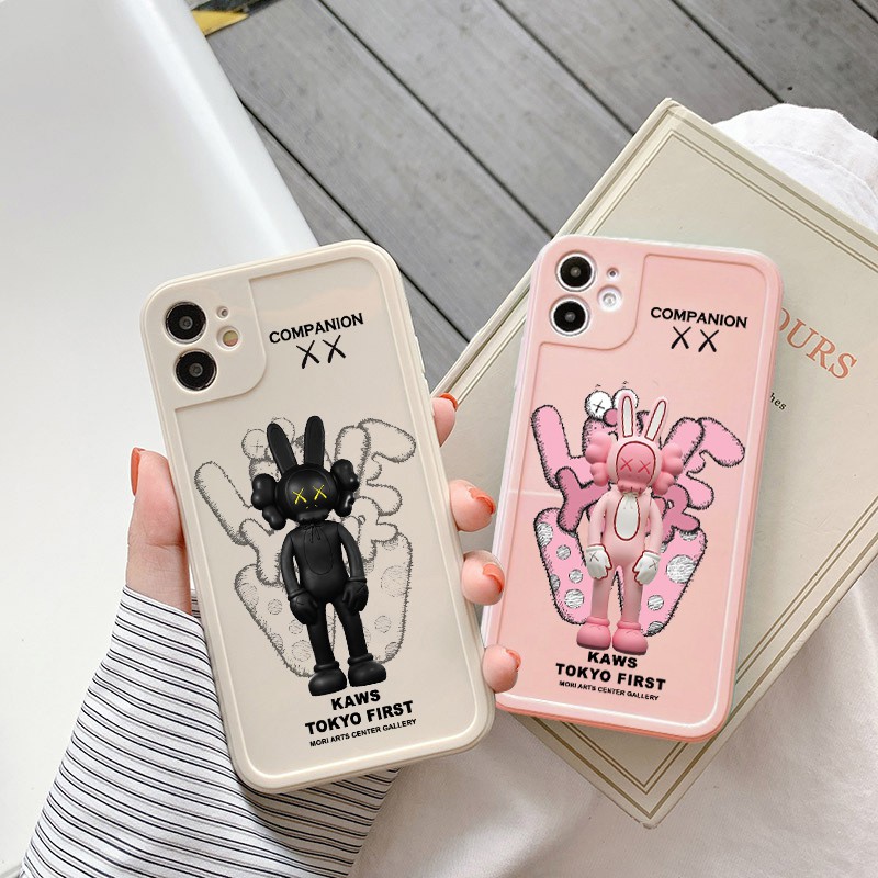 Ốp lưng iphone viền nổi bóng kaws tokyo 6plus/6s/6splus/7/7plus/8/8plus/x/xr/xs/11/12/pro/max/plus/promax-Awifi B5-14