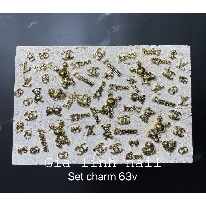 Charm set gấu nơ ( y hình )