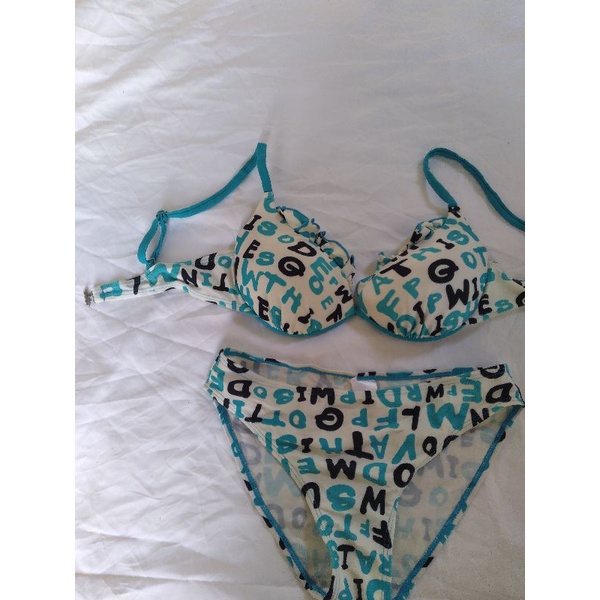 Pass bộ bikini 2hand