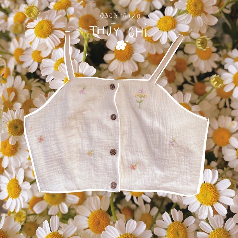 Áo croptop 2 dây - phiên bản thêu tay thủ công- Thuỳ Chi - 0303 studio ✿