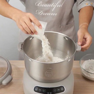 Máy nhồi bột Bear HMJ-A70C1( Dung Tích 7L)