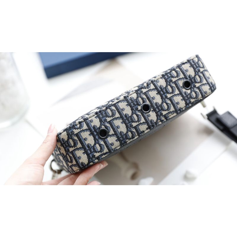 Túi đeo chéo nam&amp;nữ màu vải xanh sz11x17cm vải xanh chữ CD siêu hot