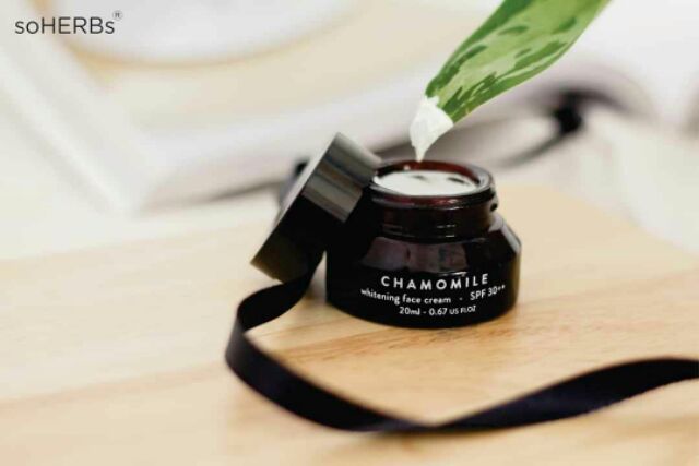 KEM DƯỠNG TÁI TẠO DA CHAMOMILE WHITENING CREAM (20gr)